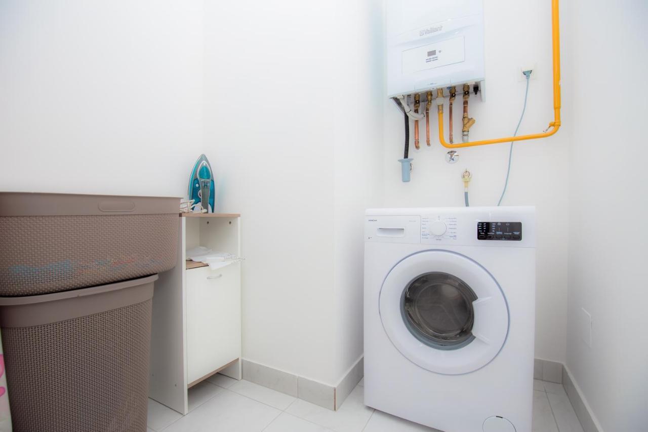 Vanilla Apartment ชิเบนิก ภายนอก รูปภาพ